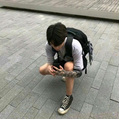 微信男生头像伤感霸气