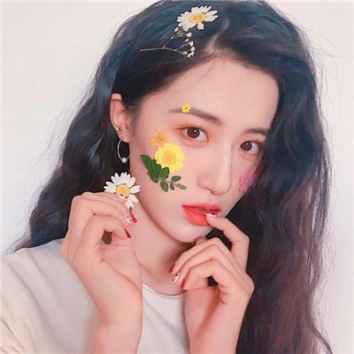 最新微信女生头像高冷超拽有范