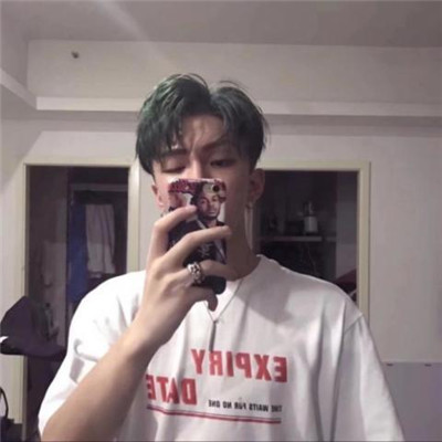 最潮最酷男生微信个性头像精选