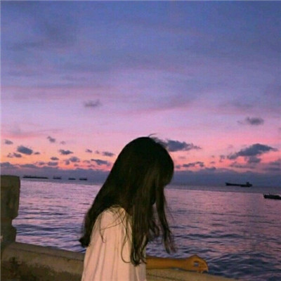 女生微信头像唯美背影