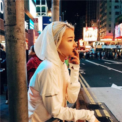 最火微信头像女生霸气唯美