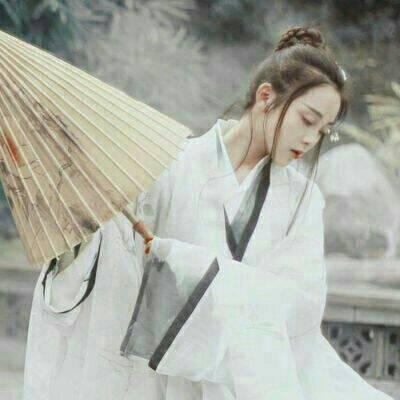 简单好看的女生微信古风头像