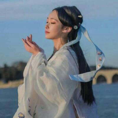 简单好看的女生微信古风头像