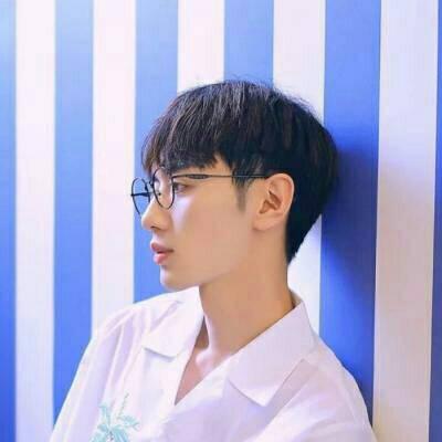 微信帅哥头像侧面帅气高清图片