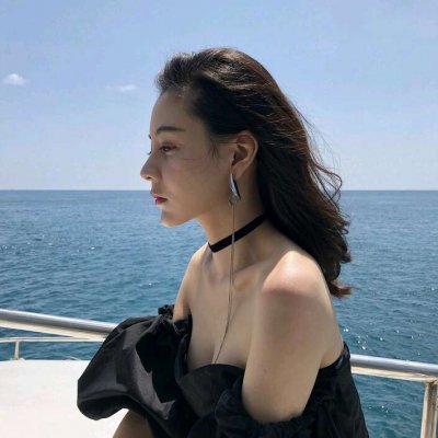 微信头像海边美女侧影最新