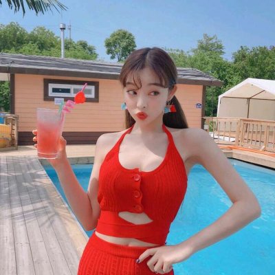 微信头像海边美女侧影最新