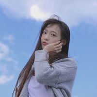 长发女生微信个性头像