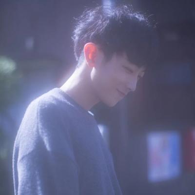 独一无二的微信头像男生伤感
