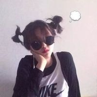 吸引人的潮流女生微信头像