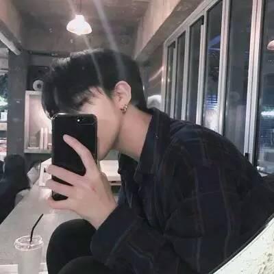微信头像男成熟稳重不要人脸