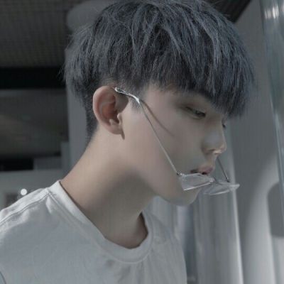 微信头像男生成熟稳重最新版