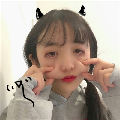 气质长发迷人女生头像图片