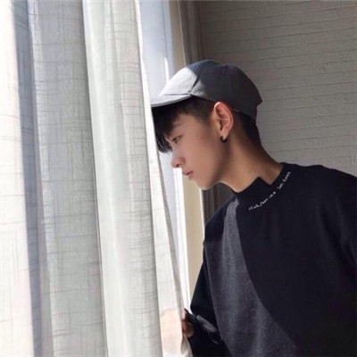 最火爆微信头像男生帅气阳光