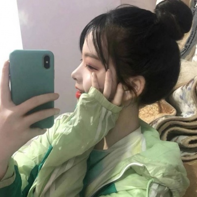 2019夏日女生头像清新好看