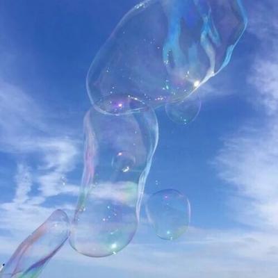女生招桃花的微信风景头像