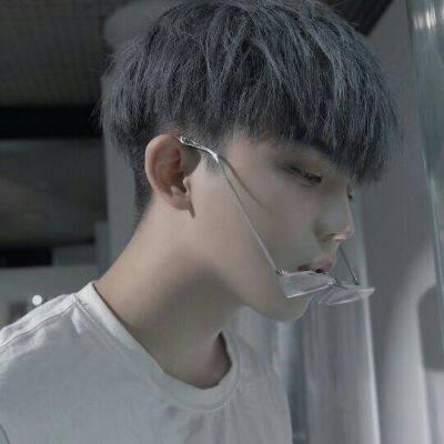 微信男生头像帅气冷酷最新