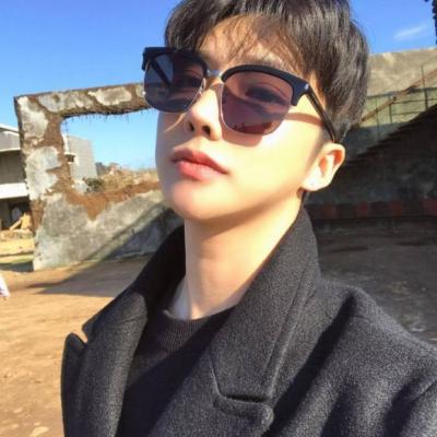 微信男生头像帅气冷酷精选