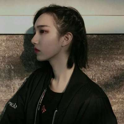 网红女生微信头像大全高冷霸气
