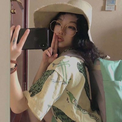 最流行高冷范女生微信头像