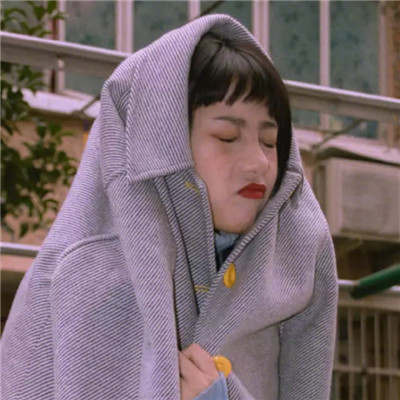 微信头像女生头像抱宠物女神范