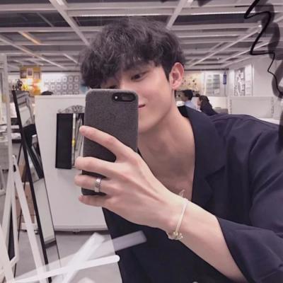 最火爆的男生微信头像气质独特