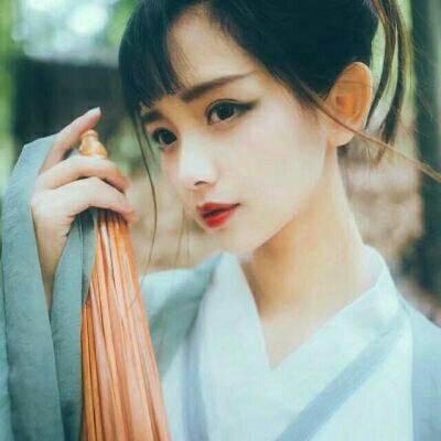 最好看微信古风头像女生真人版
