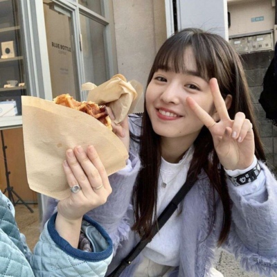 2019小清新女生微信头像精选