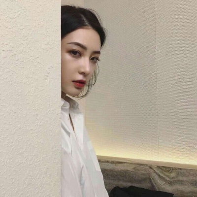 念七 小清新魅力女生头像 你如星辰入海，倾万鲸成宇宙.