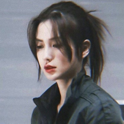 独二/高冷霸气带点原宿/女生头像