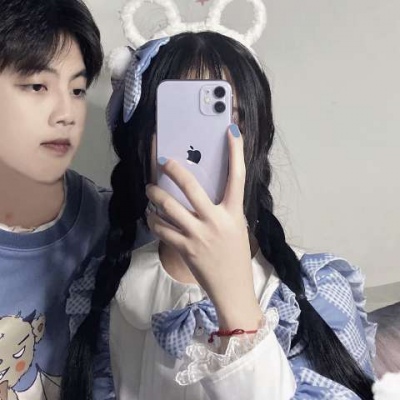 溺毙:一对两张潮流魅力真人情头.你心里有人吗 没人我就进来了