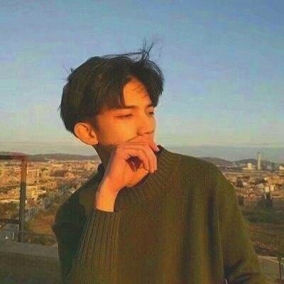 念七 帅气露脸小清新魅力男生头像