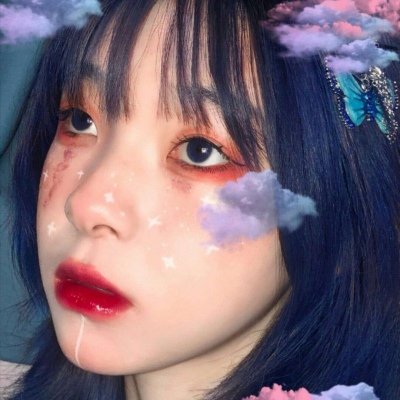 念七 精致女生染发社会酷头像