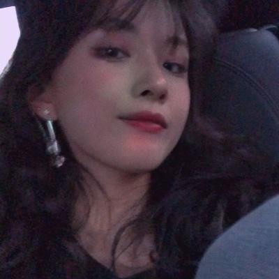 女生头像 陌地，谁凋零了我的梦。 童话已结