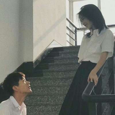 苏瓷:时尚成熟情头（一对两张 唯美 甜蜜 气质）