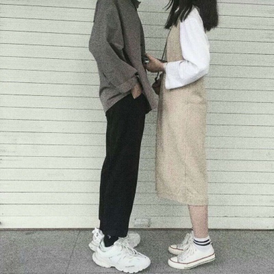 苏瓷:时尚成熟情头（一对两张 唯美 甜蜜 气质）