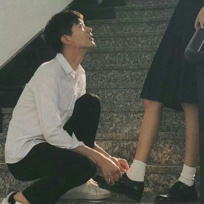 苏瓷:时尚成熟情头（一对两张 唯美 甜蜜 气质）
