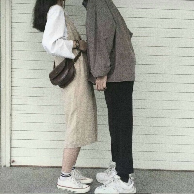 苏瓷:时尚成熟情头（一对两张 唯美 甜蜜 气质）