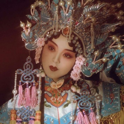 白灏宇:微信头像/女生/唯美/戏剧/只谈乾坤风月,莫论人间是非.