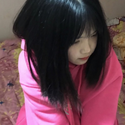 璇璇风格女头:你难道没有发现 爱是一个动词吗