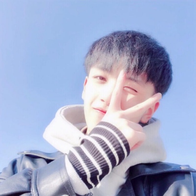 【男头】就算鞋很脏，也要笑得像国王