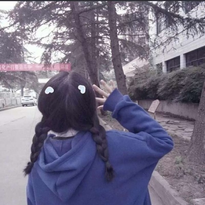 闺蜜第一 爱人唯一 父母无人能比