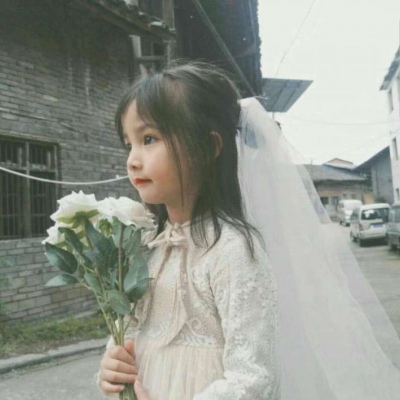 闺蜜第一 爱人唯一 父母无人能比