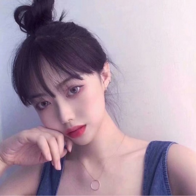 江奕/ins/简单/风格/御姐头像-别难过 过来抱