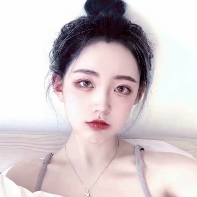 江奕/ins/简单/风格/御姐头像-别难过 过来抱