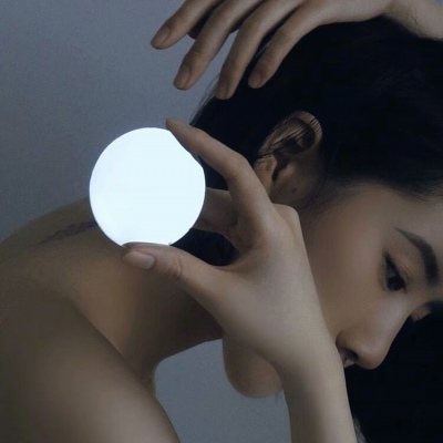苏柒:背景图/一个华丽短暂的梦