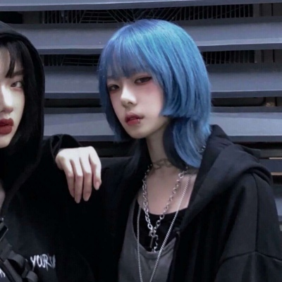 苏瓷:成熟个性闺蜜女头（姐妹 一对两张 唯美 高冷 时尚 ）