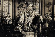 清朝时期的发型是怎么做的?