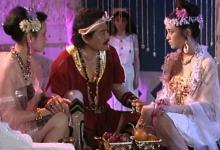 妲己总喂纣王吃葡萄的原因是什么