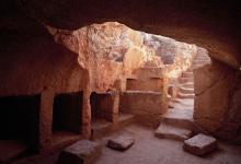 警方破获古墓葬案 惊现现实版"摸金校尉"