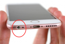 小编分享苹果8plus耳机孔位置的操作步骤。